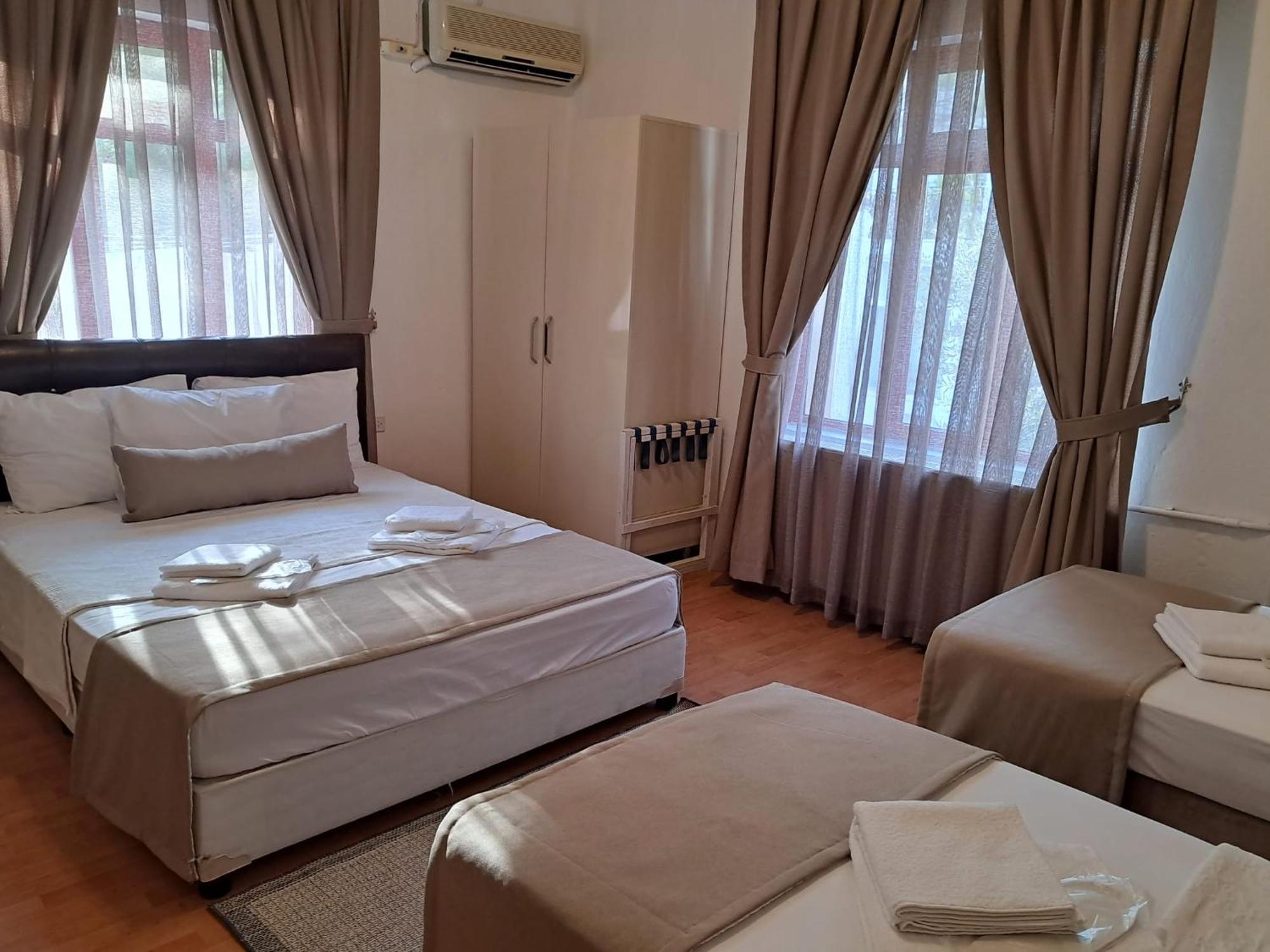 Soezer Otel Ayvalik Exterior photo
